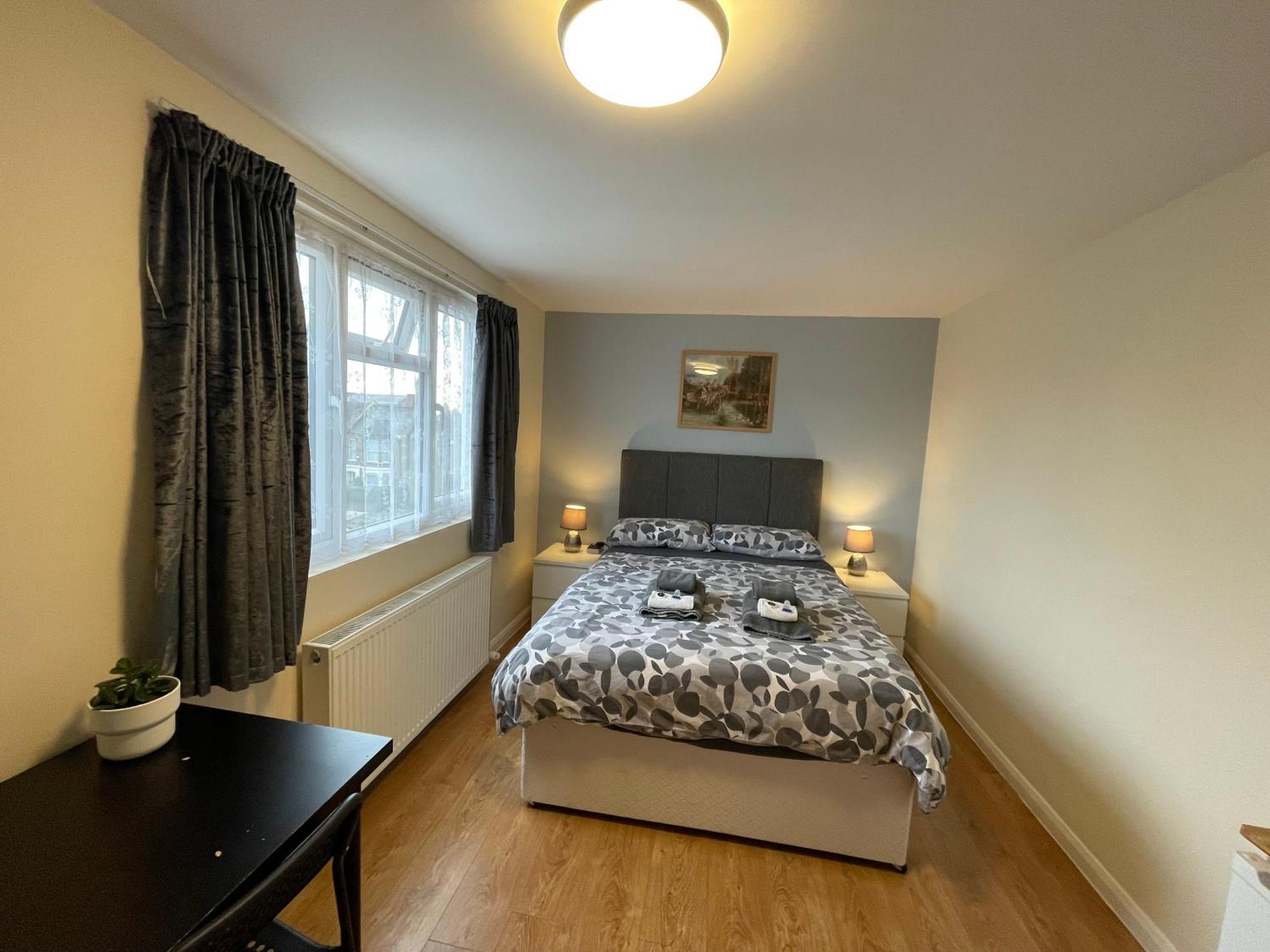 Kensal Lodge Guest House لندن المظهر الخارجي الصورة